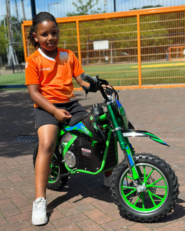 LASSEN SIE IHR KIND STRAHLEN